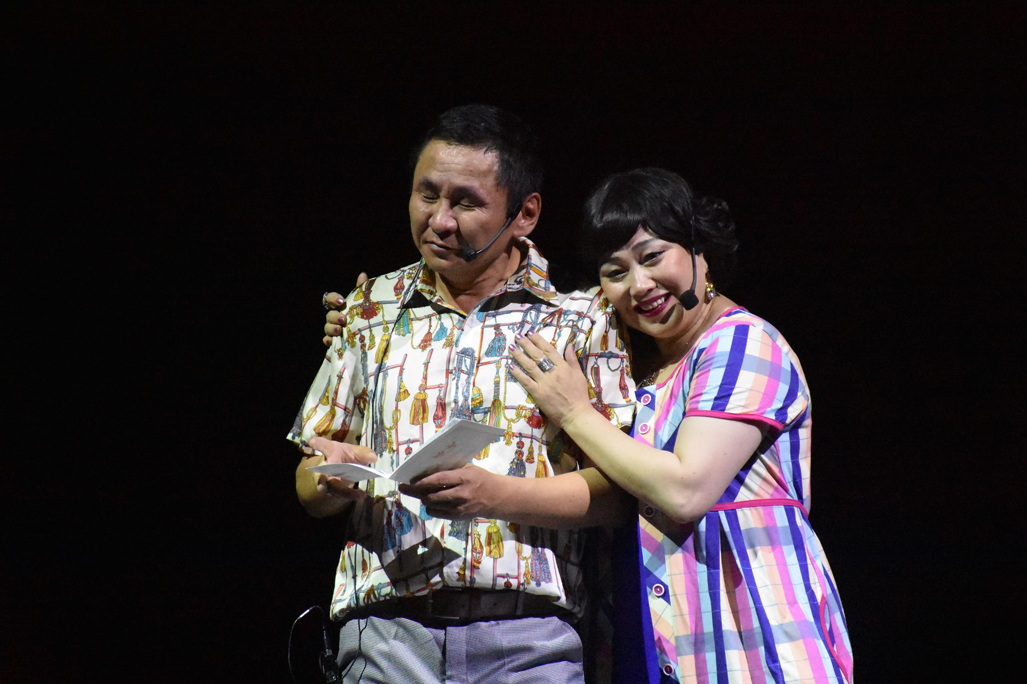 “Бид амьдралд хайртай шоу” хаалтын тоглолтууд эхэллээ